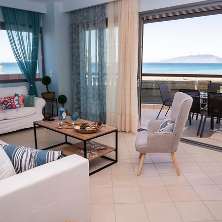 Oceanis Apartments Artémida Eksteriør bilde