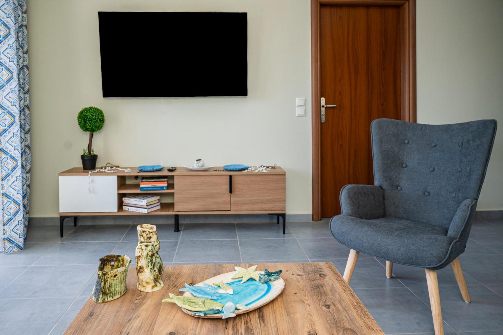 Oceanis Apartments Artémida Eksteriør bilde