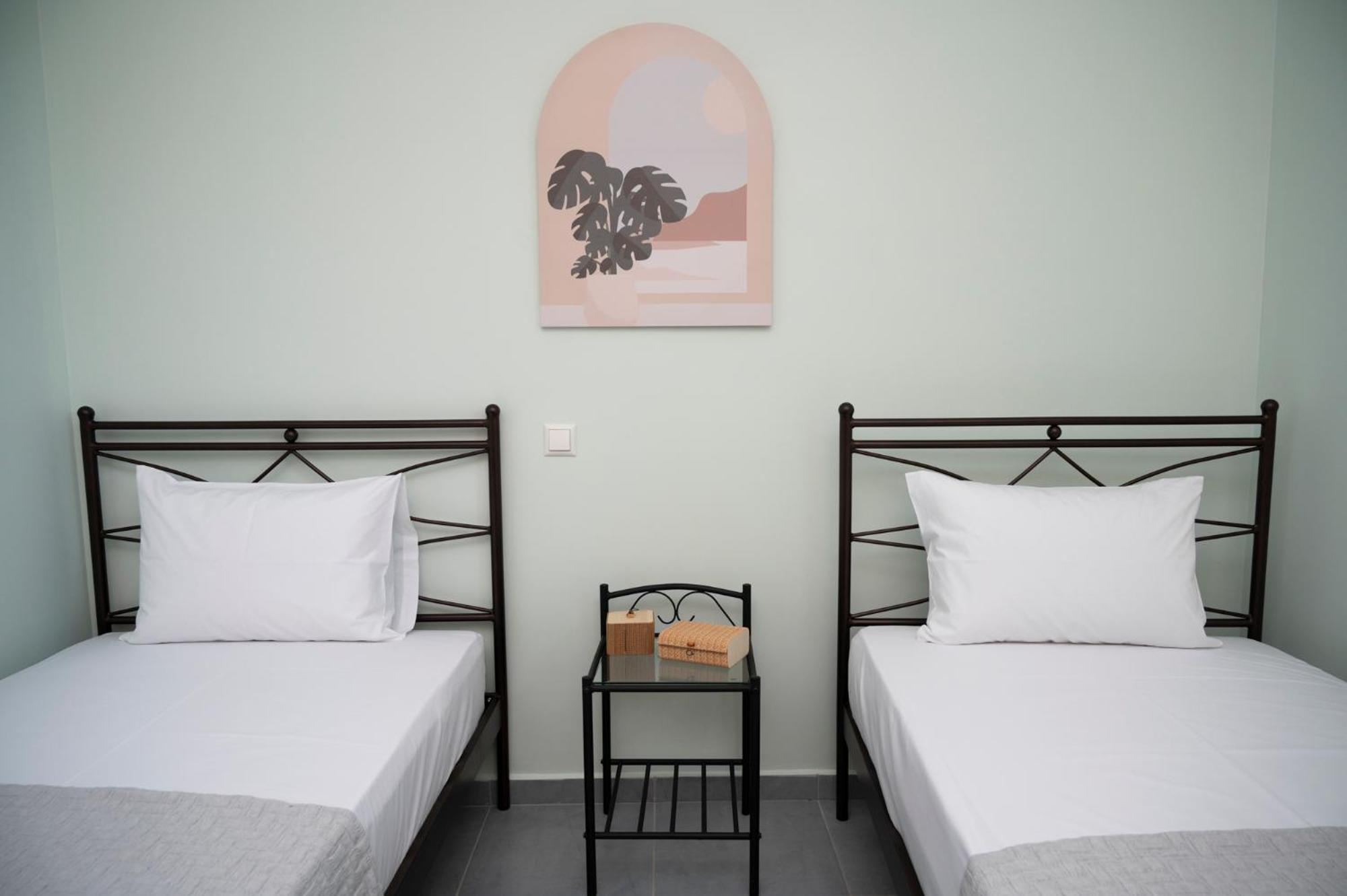Oceanis Apartments Artémida Eksteriør bilde