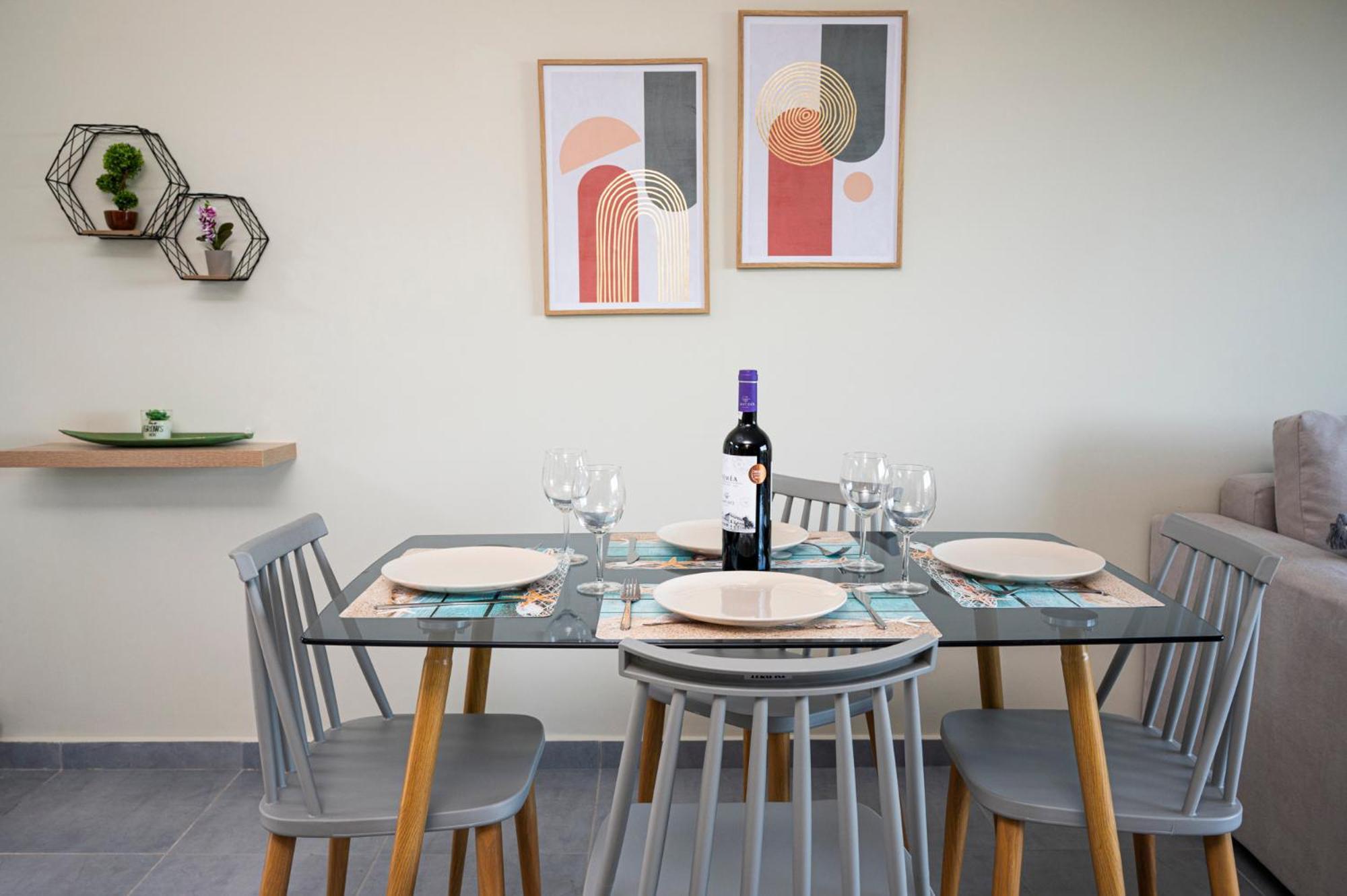 Oceanis Apartments Artémida Eksteriør bilde