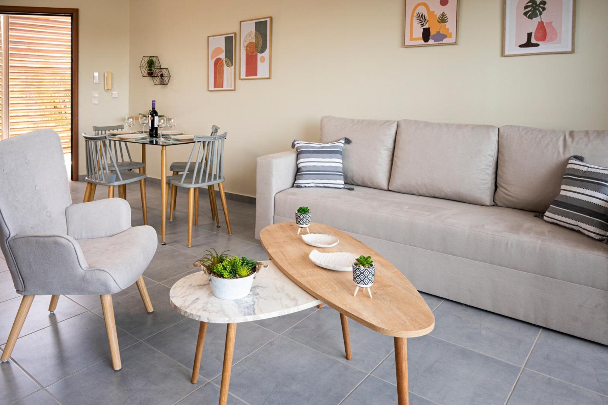Oceanis Apartments Artémida Eksteriør bilde