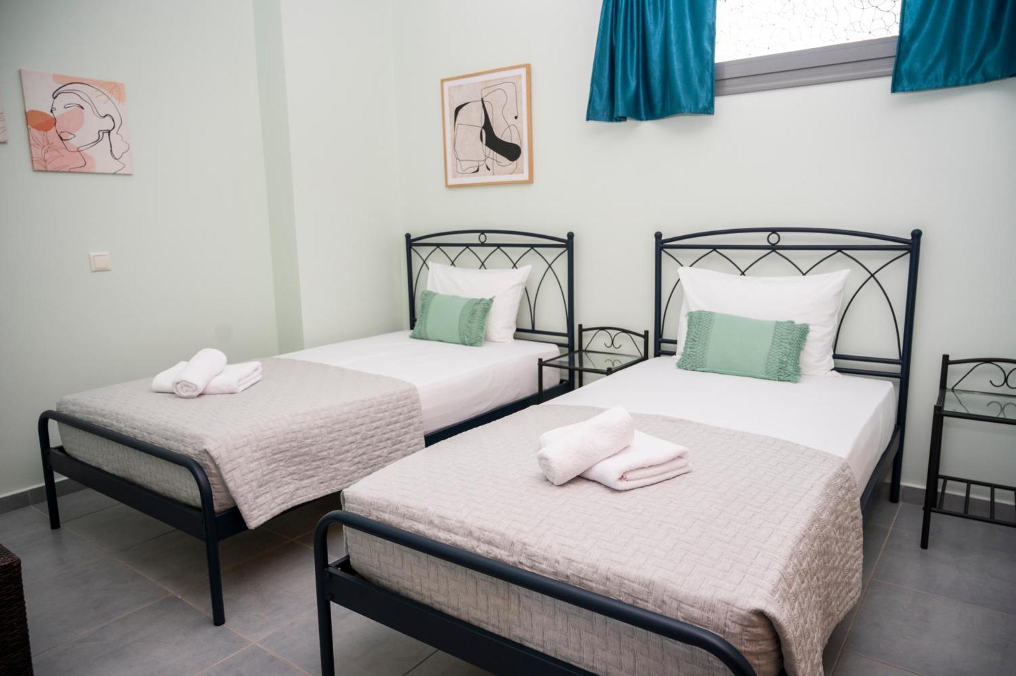 Oceanis Apartments Artémida Eksteriør bilde