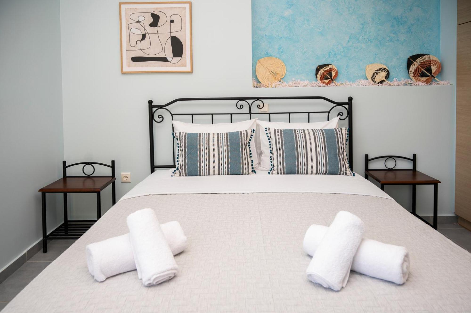 Oceanis Apartments Artémida Eksteriør bilde