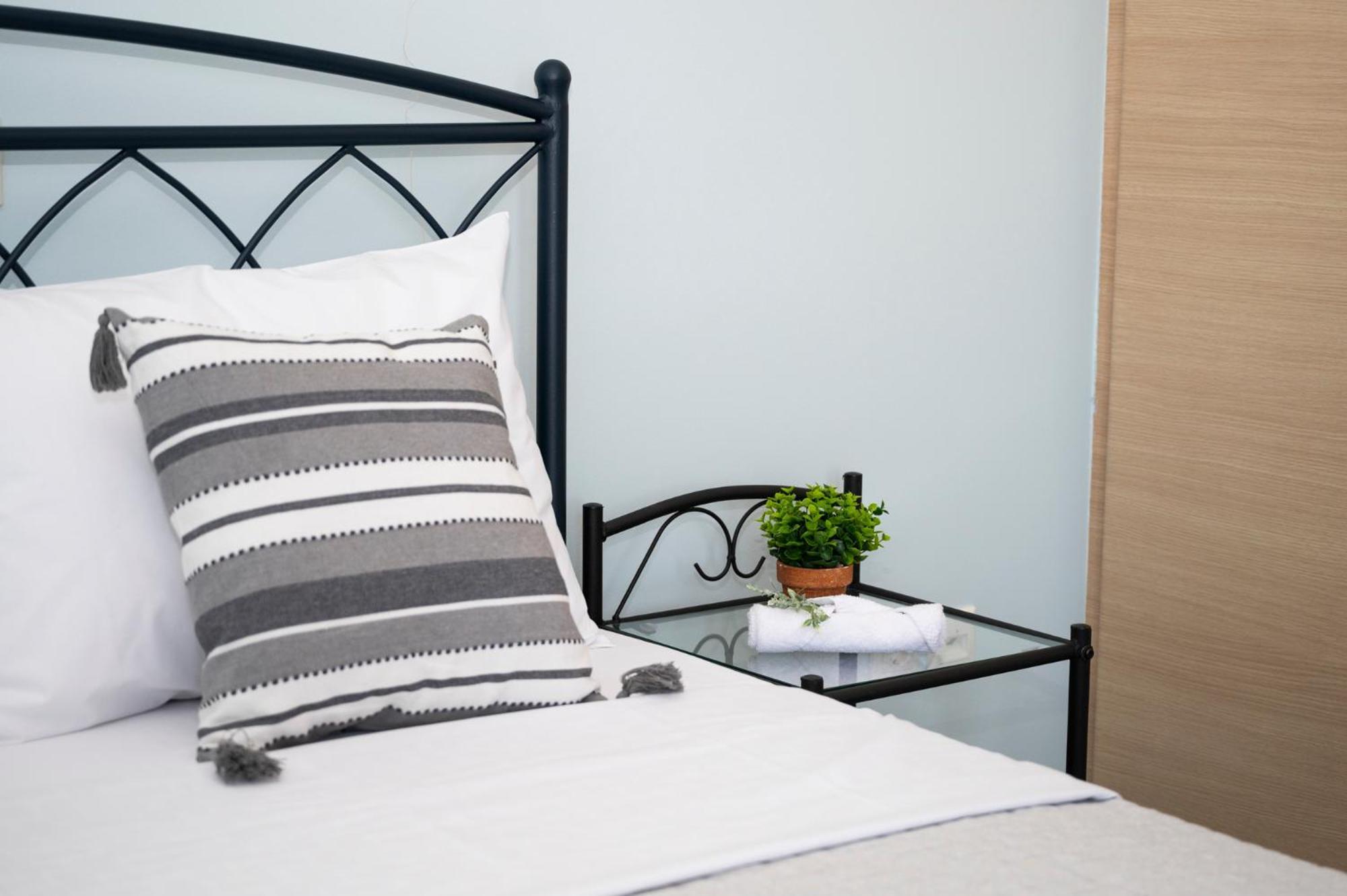 Oceanis Apartments Artémida Eksteriør bilde