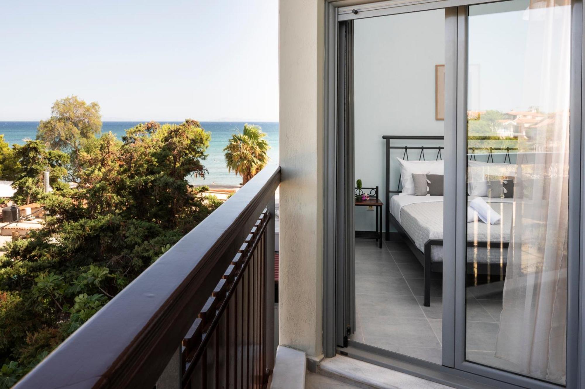 Oceanis Apartments Artémida Eksteriør bilde